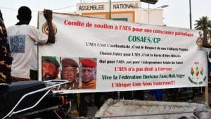 Infos francaise comment expliquer lannonce du retrait du Burkina Faso