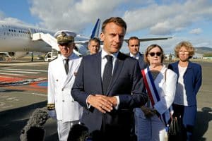 Infos France Macron pret a aller au referendum sur la 1024x683 1